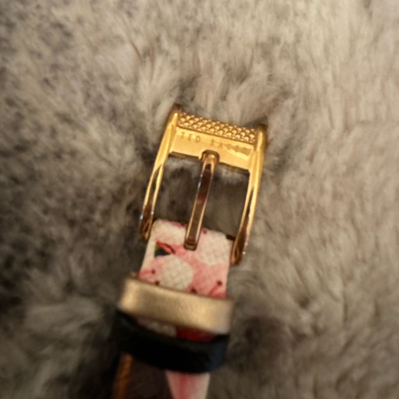 Ted Baker 38mm Black Dial Pink Floral Leather Women's Watch - Picture 3 of 5